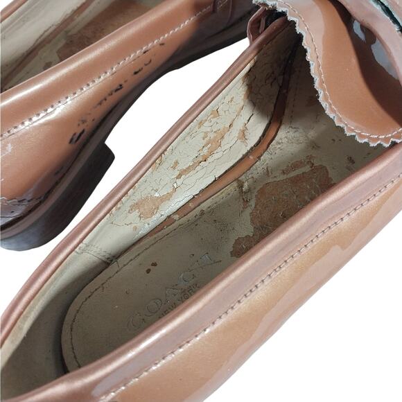 COACH! CHIC COPPERY BEIGE PATENT LEATHER RUBBER TREAD PENNY LOAFERS! SZ 8.5M - Picture 11 of 13